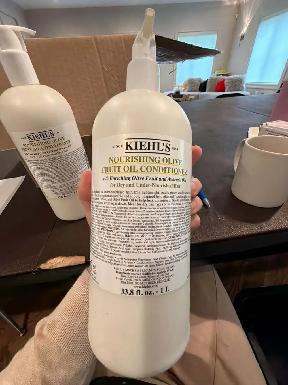 Kiehl's Nourishing Olive Fruit Oil Conditioner 33.8 fl. oz. / 1L - Picture 3 of 3